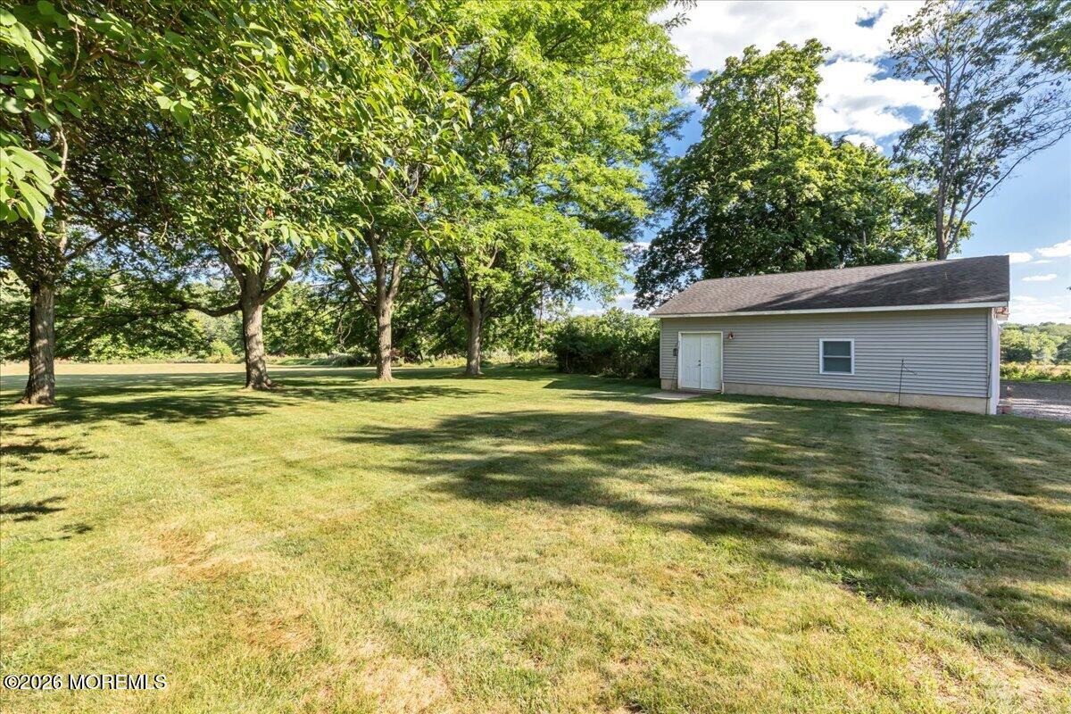 102 Middletown Road Holmdel NJ 07733