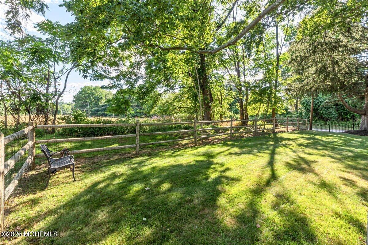 102 Middletown Road Holmdel NJ 07733