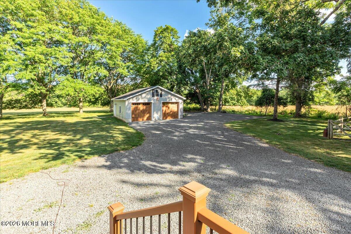 102 Middletown Road Holmdel NJ 07733