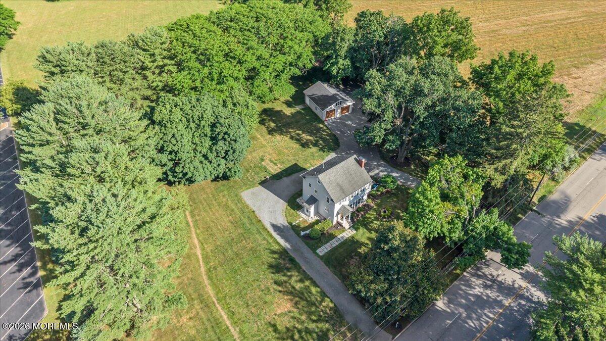 102 Middletown Road Holmdel NJ 07733