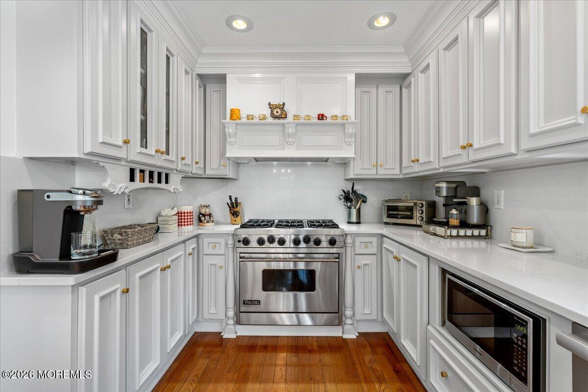 102 Middletown Road Holmdel NJ 07733
