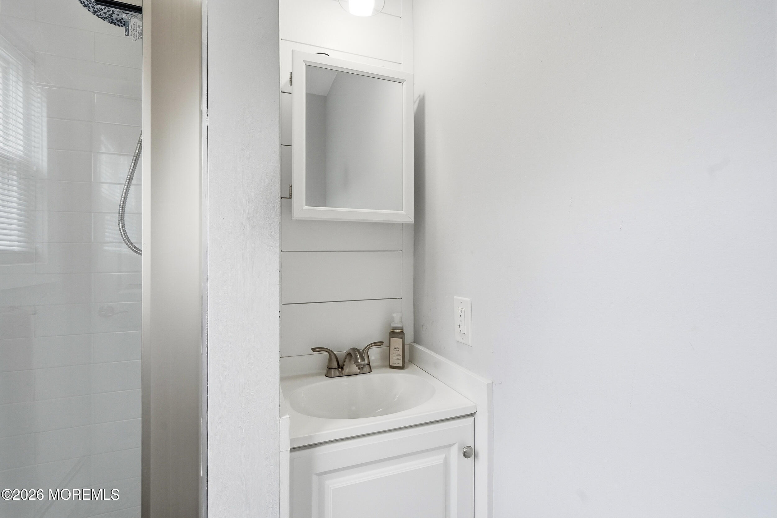 39 Chesterfield Lane Toms River NJ 08757