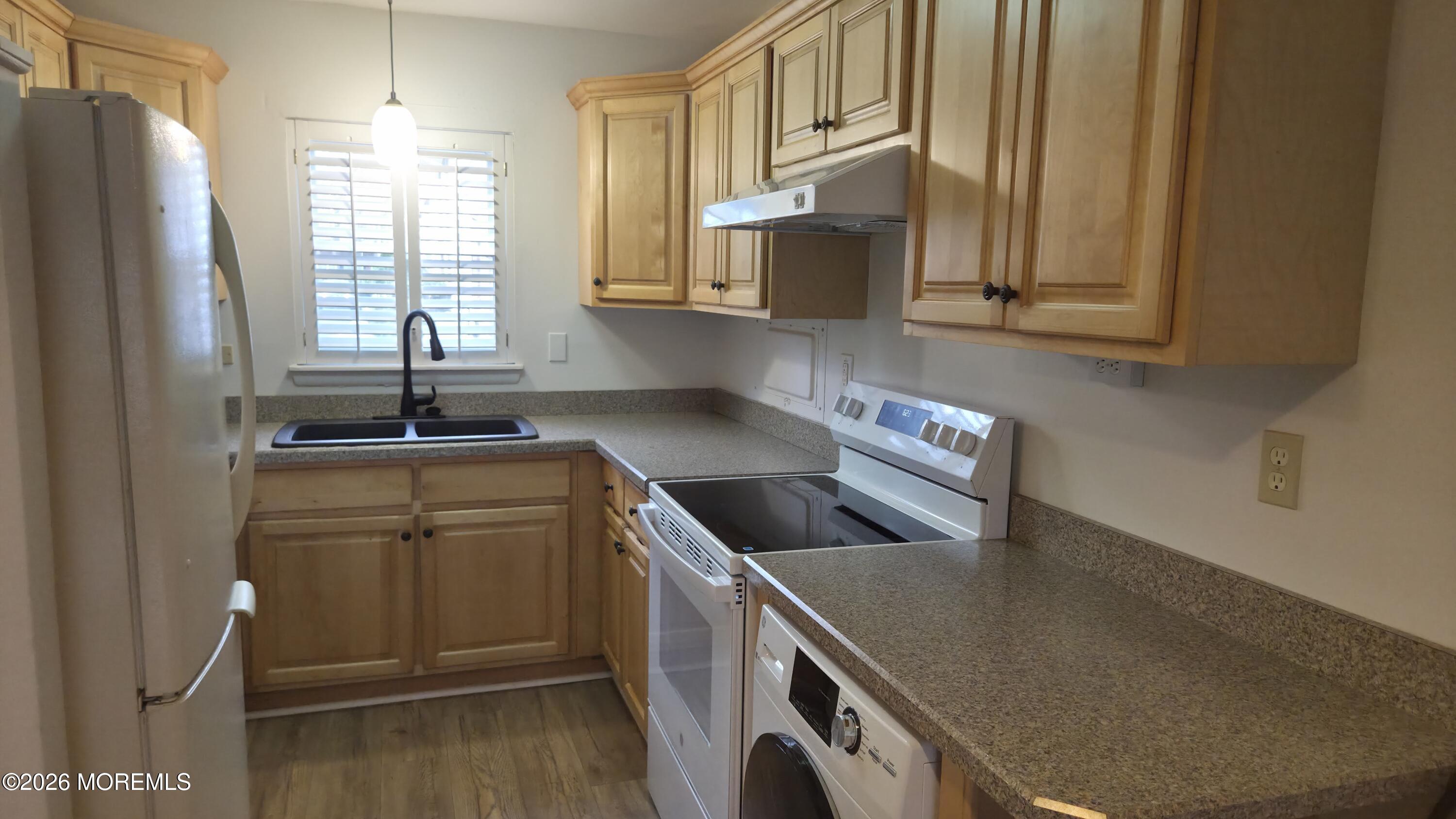47 Cambridge Court Lakewood NJ 08701