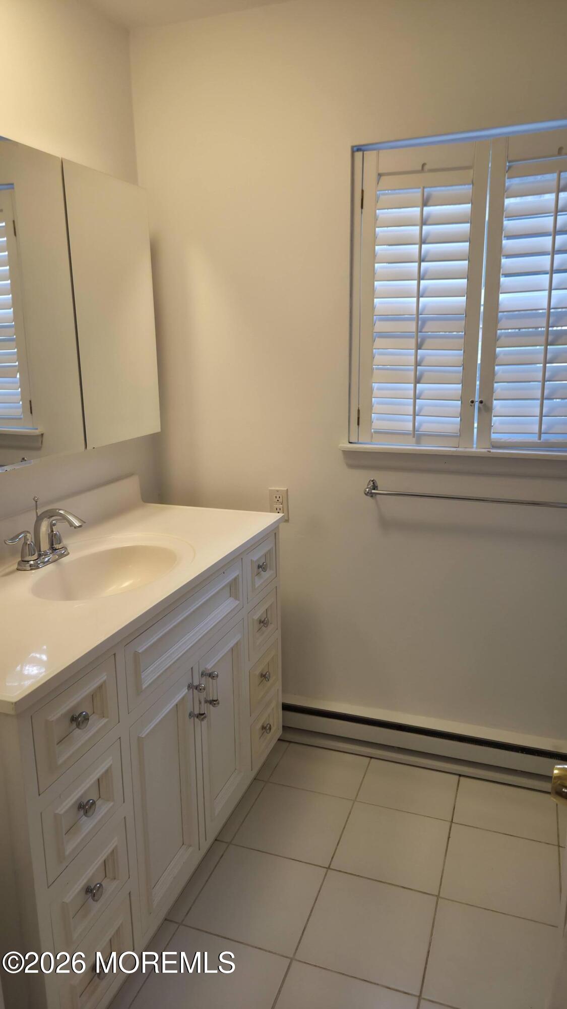 47 Cambridge Court Lakewood NJ 08701
