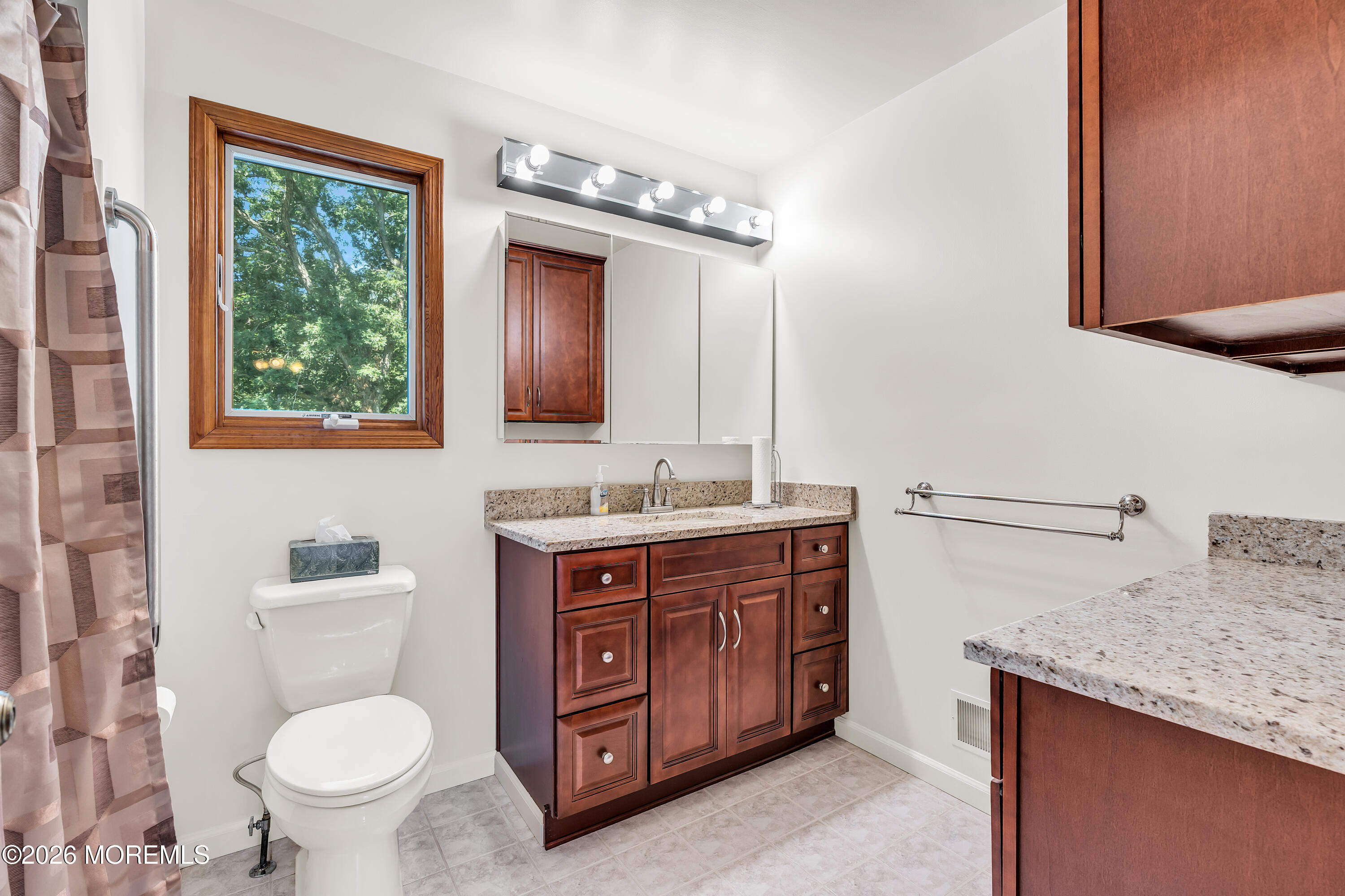 688 Fort Plains Road Howell NJ 07731