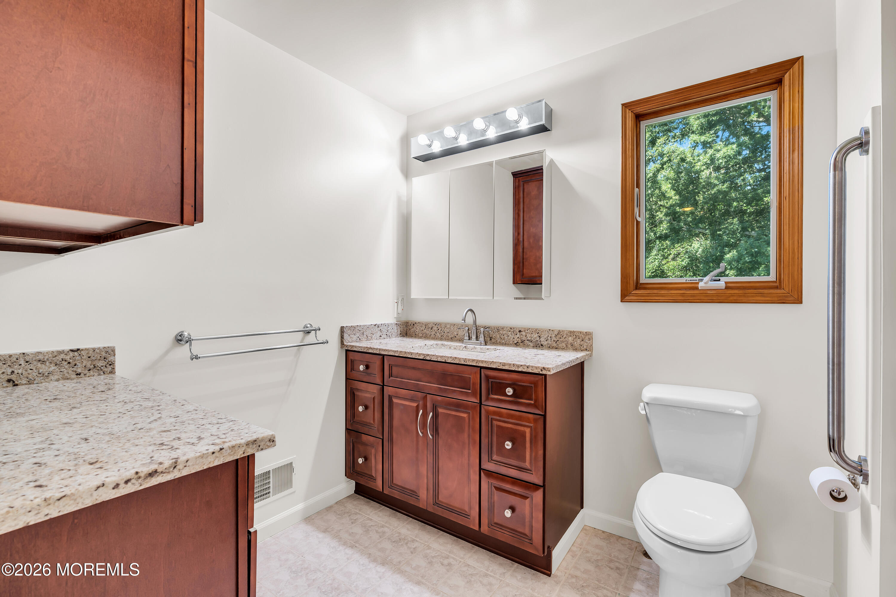 688 Fort Plains Road Howell NJ 07731