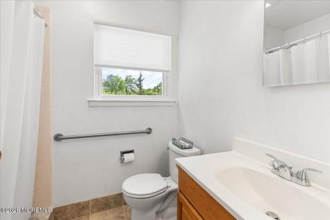 28 Bunker Hill Drive Manalapan NJ 07726
