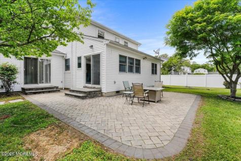 28 Bunker Hill Drive Manalapan NJ 07726