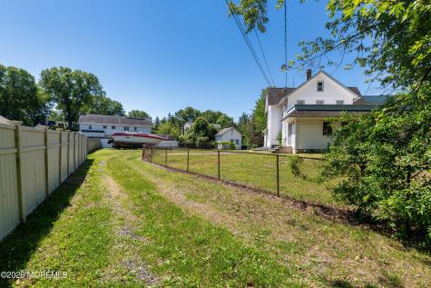 795 Harmony Road Middletown NJ 07748