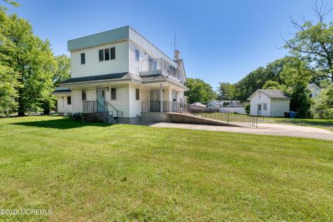 795 Harmony Road Middletown NJ 07748