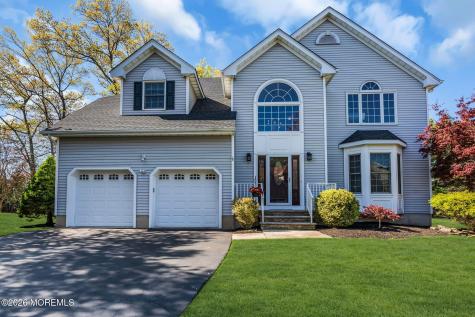68 Periwinkle Circle Tinton Falls NJ 07712