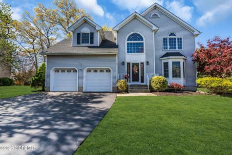 68 Periwinkle Circle Tinton Falls NJ 07712