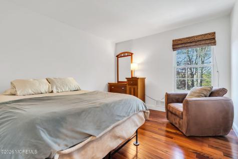 68 Periwinkle Circle Tinton Falls NJ 07712