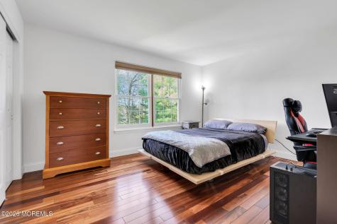 68 Periwinkle Circle Tinton Falls NJ 07712