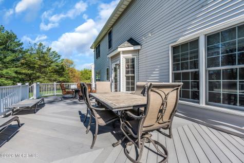 68 Periwinkle Circle Tinton Falls NJ 07712