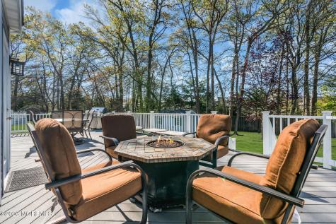 68 Periwinkle Circle Tinton Falls NJ 07712