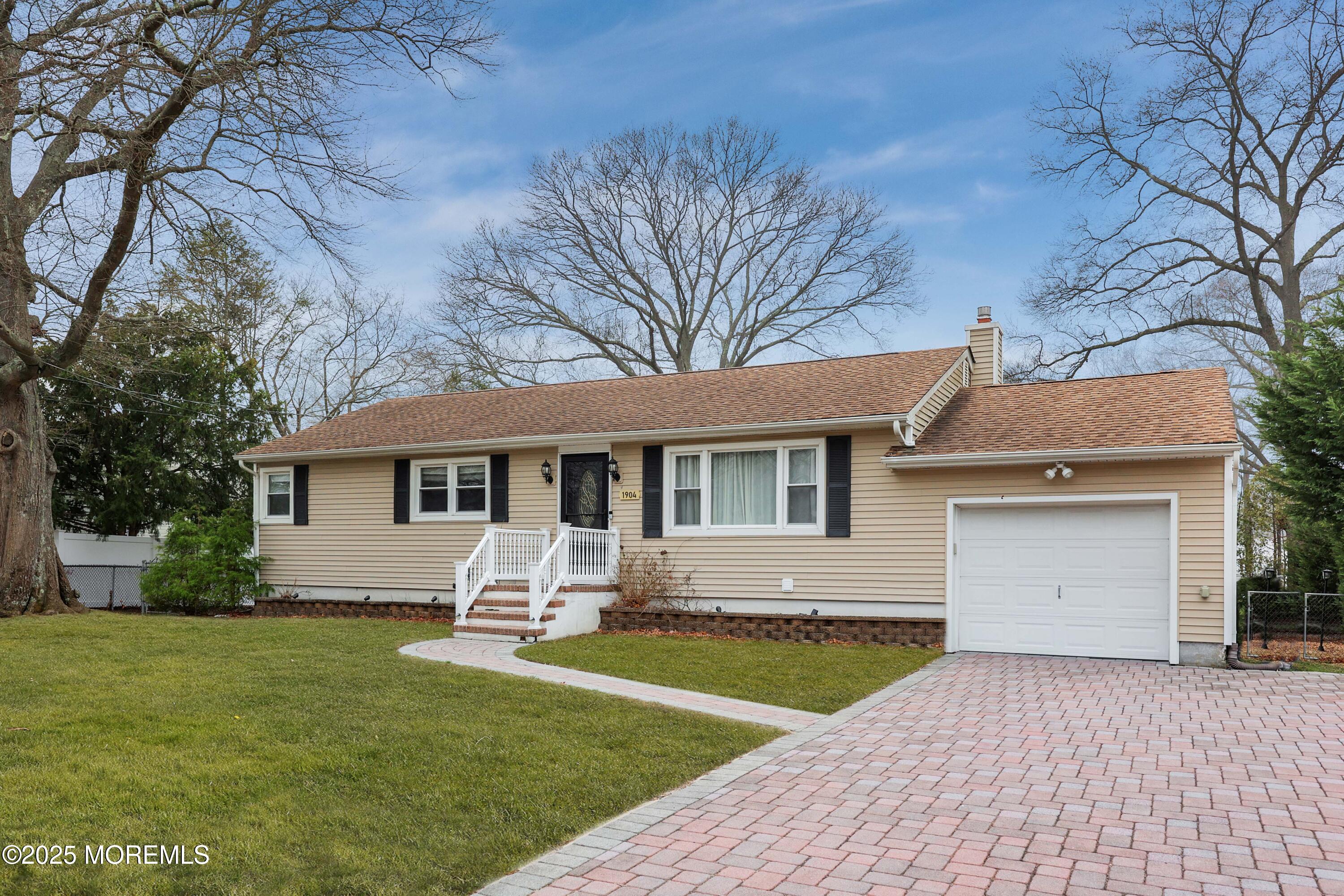 1904 Waverly Street Oakhurst NJ 07755