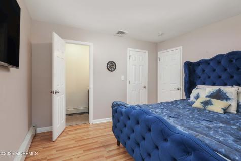 1904 Waverly Street Oakhurst NJ 07755