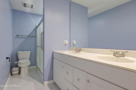 1904 Waverly Street Oakhurst NJ 07755
