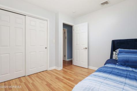 1904 Waverly Street Oakhurst NJ 07755
