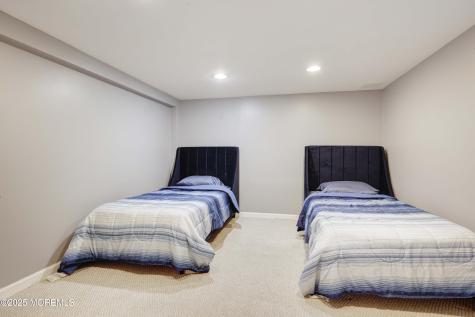 1904 Waverly Street Oakhurst NJ 07755