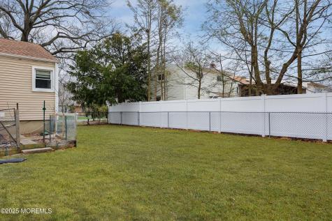 1904 Waverly Street Oakhurst NJ 07755