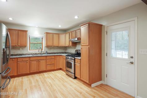 1904 Waverly Street Oakhurst NJ 07755
