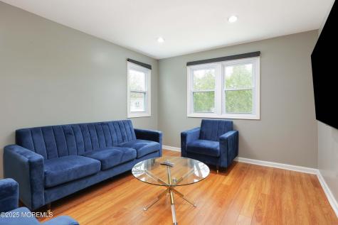 1904 Waverly Street Oakhurst NJ 07755