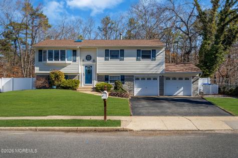 1172 Dell Street Toms River NJ 08755