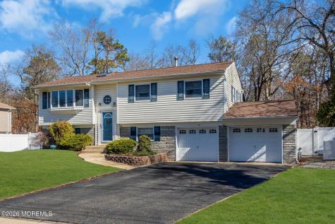1172 Dell Street Toms River NJ 08755