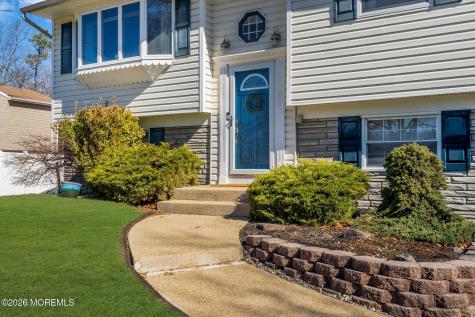 1172 Dell Street Toms River NJ 08755