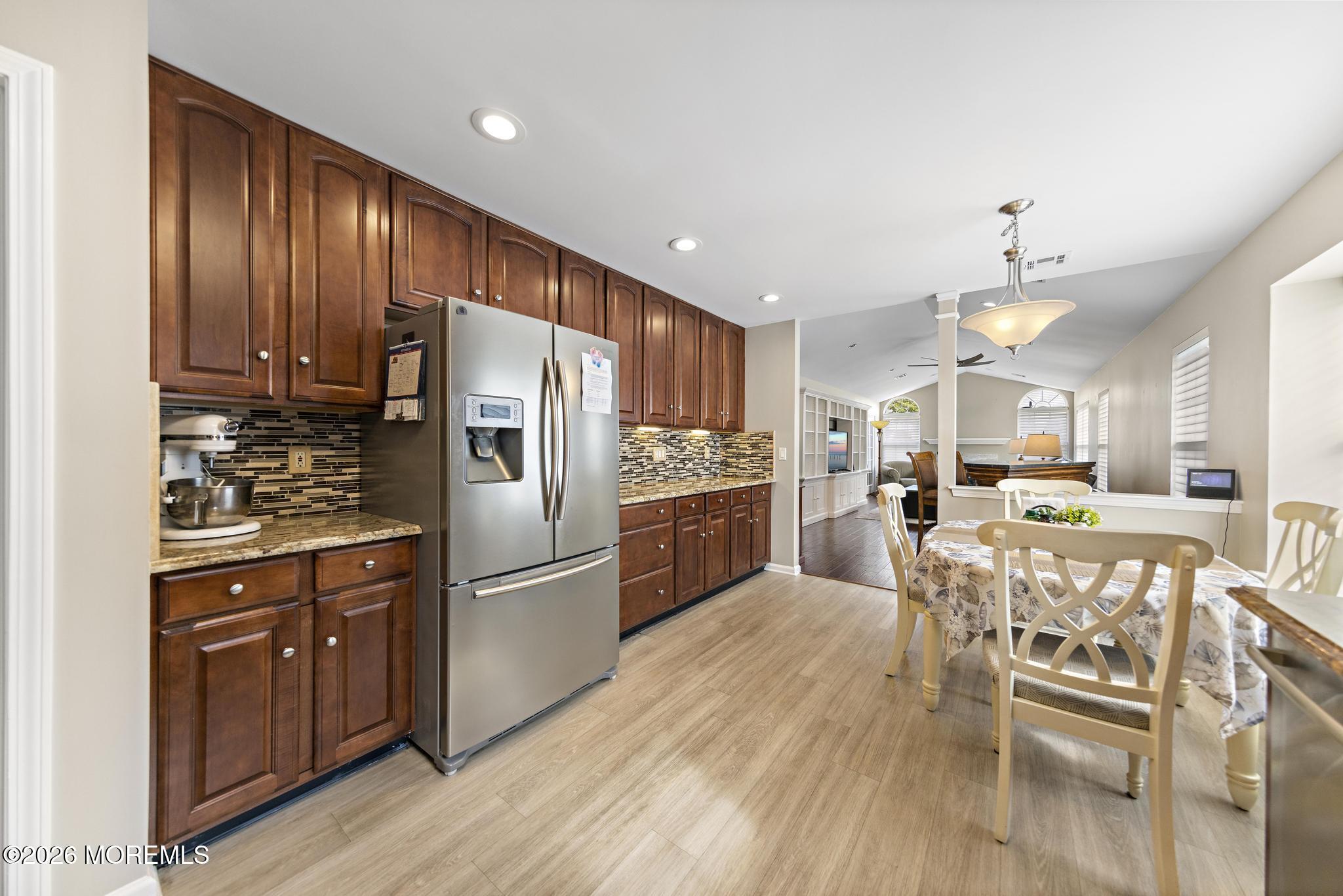 21 Schoolhouse Lane Lakewood NJ 08701