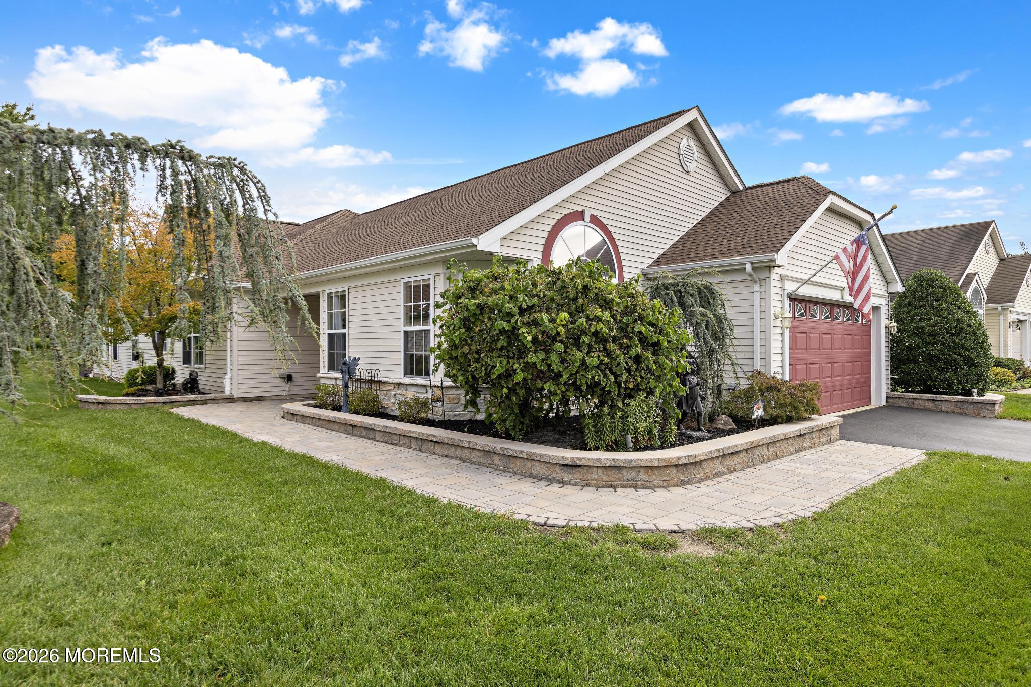 21 Schoolhouse Lane Lakewood NJ 08701