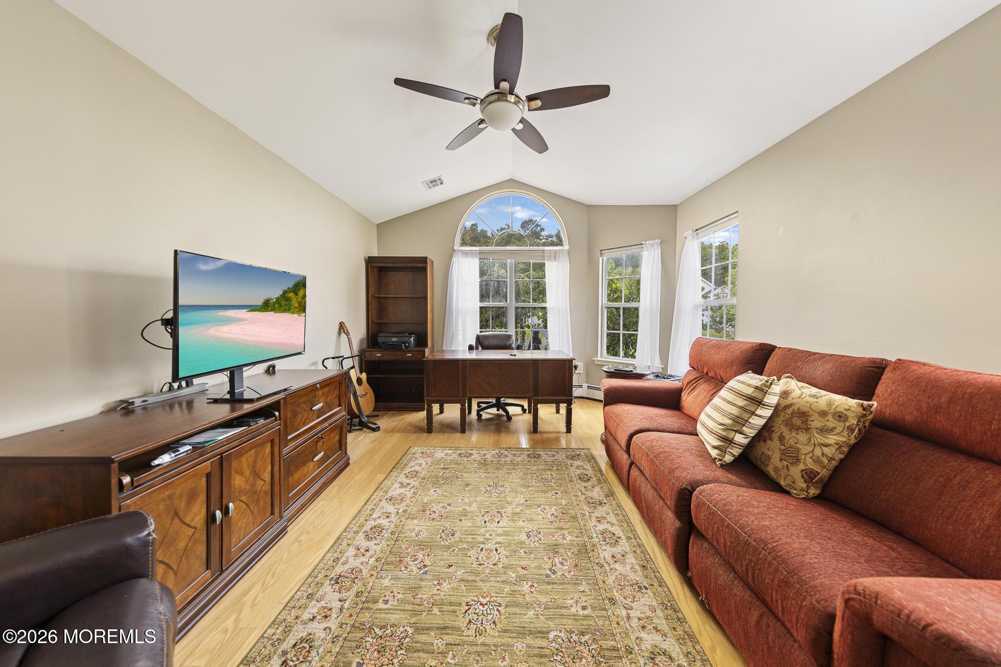 21 Schoolhouse Lane Lakewood NJ 08701