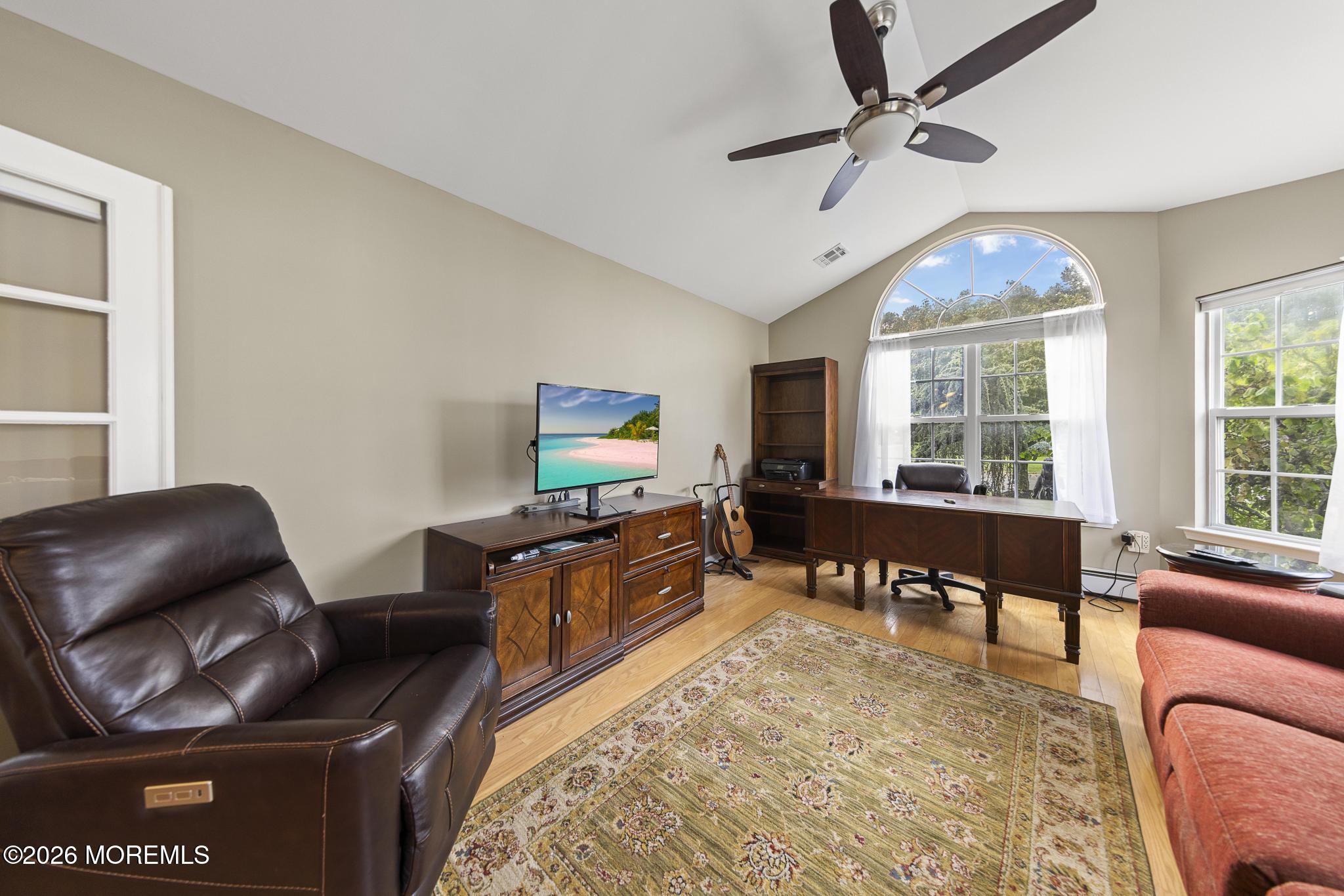21 Schoolhouse Lane Lakewood NJ 08701