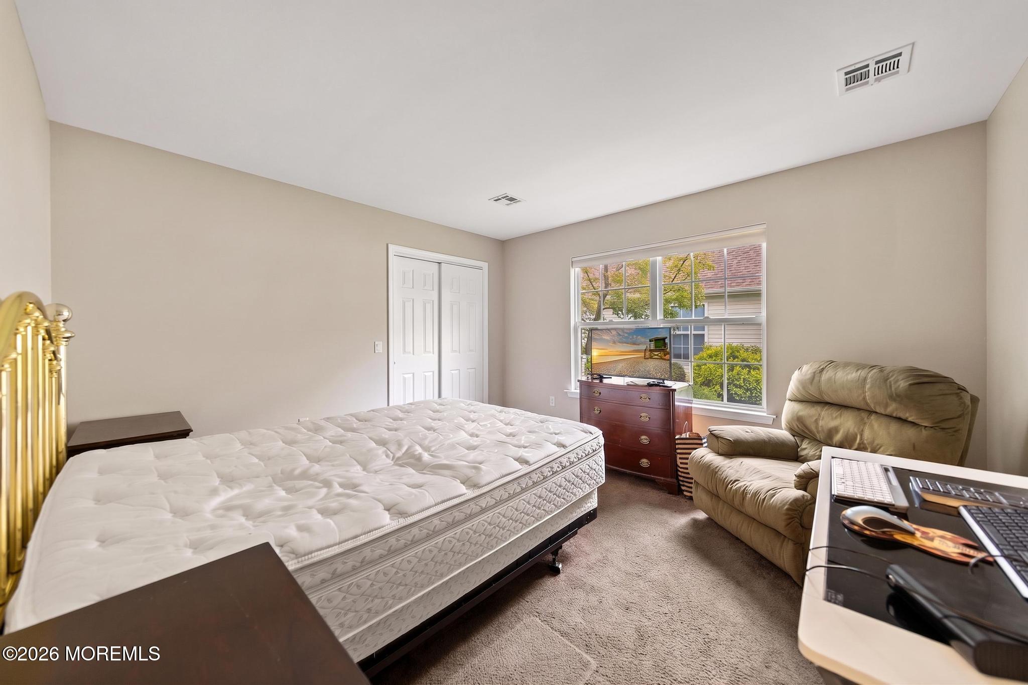 21 Schoolhouse Lane Lakewood NJ 08701