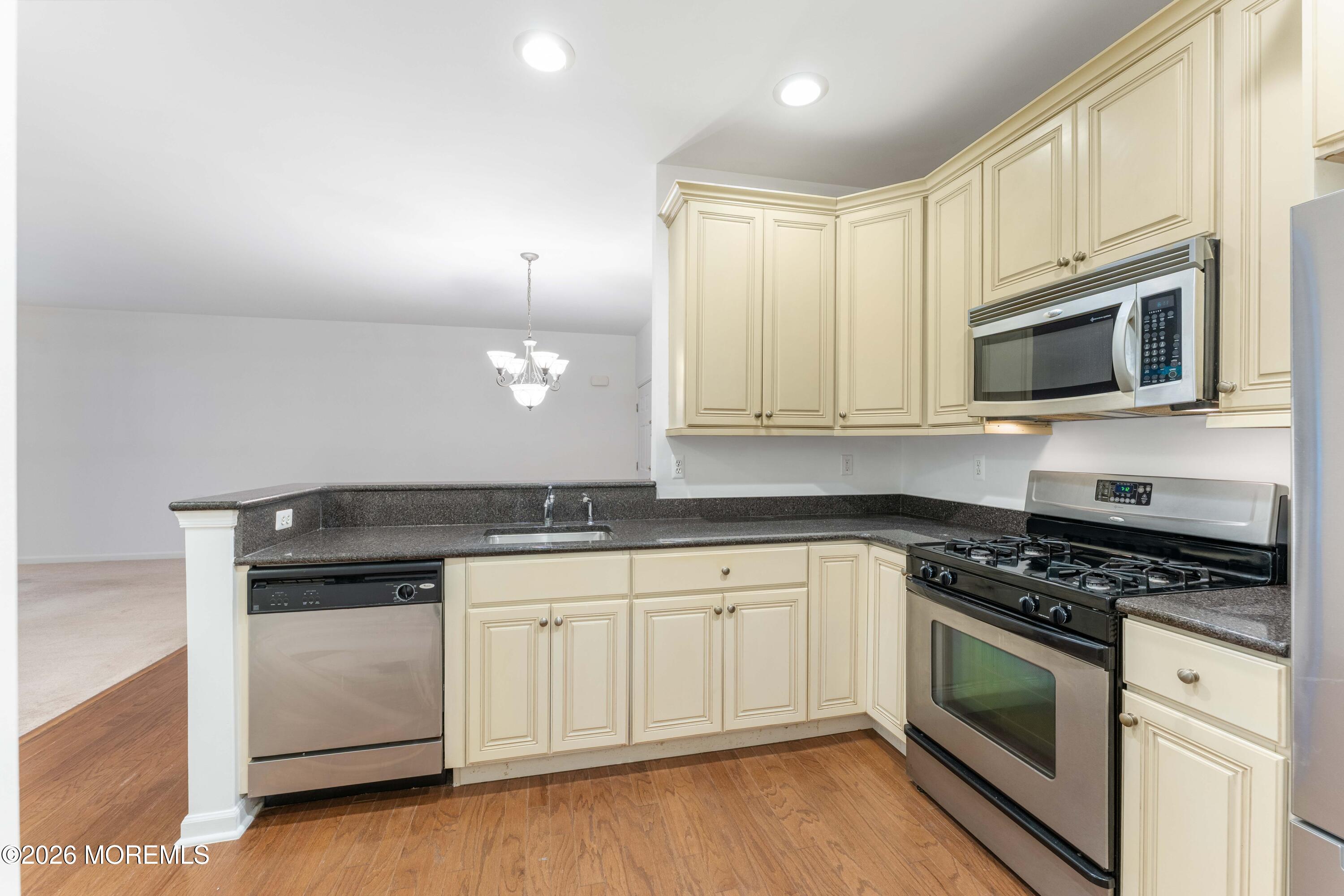 636 Sophee Lane Lakewood NJ 08701
