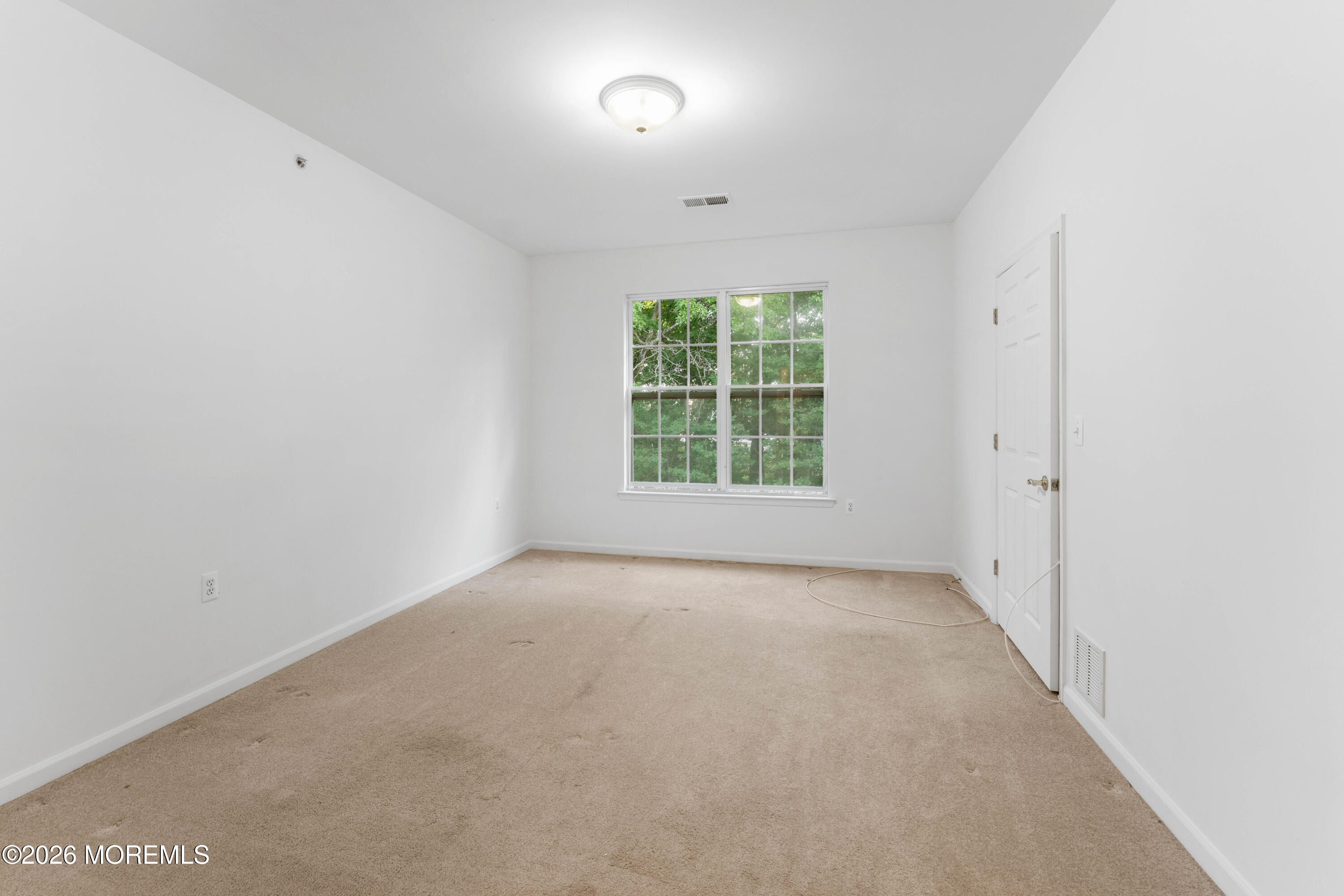 636 Sophee Lane Lakewood NJ 08701