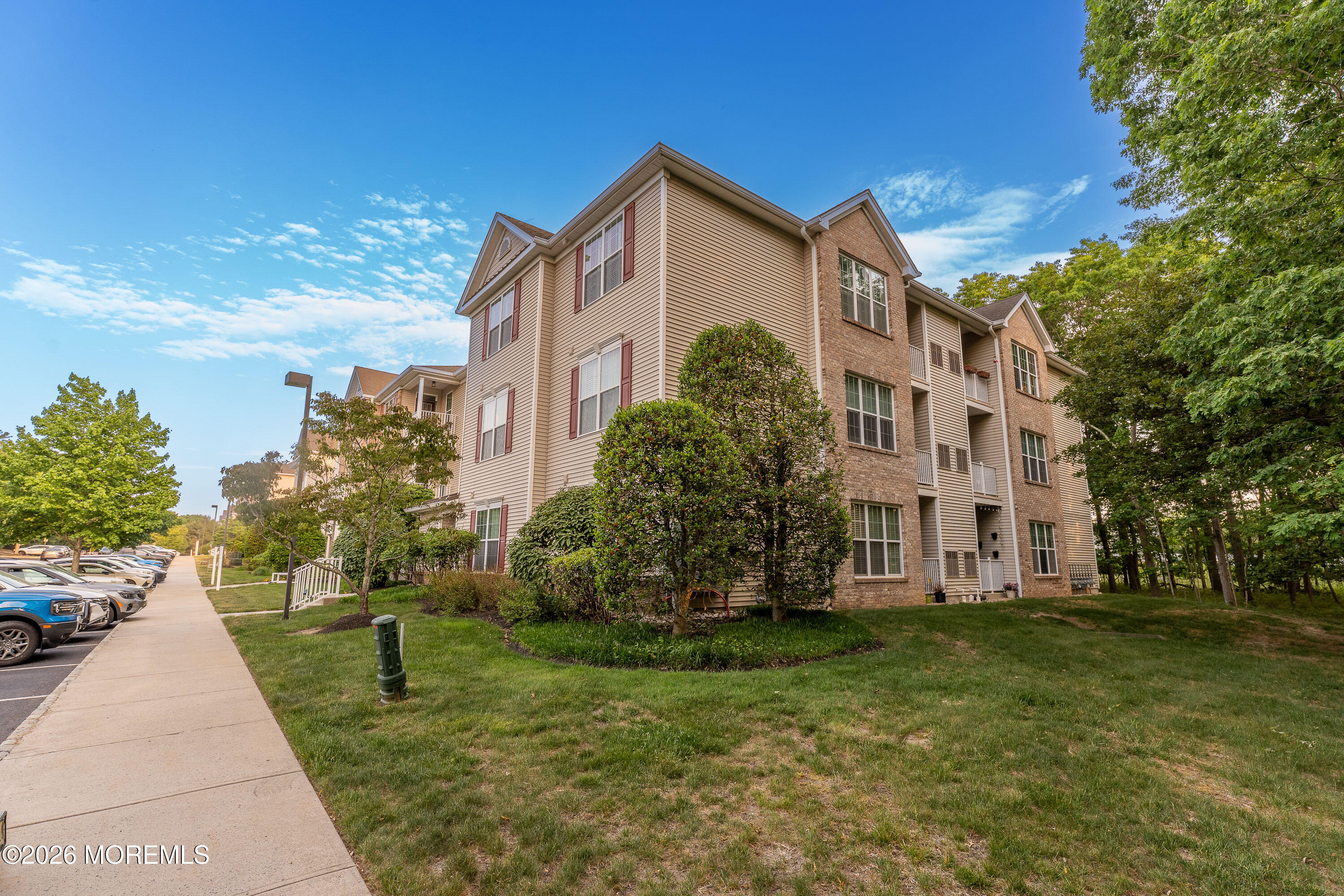 636 Sophee Lane Lakewood NJ 08701