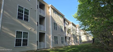 636 Sophee Lane Lakewood NJ 08701