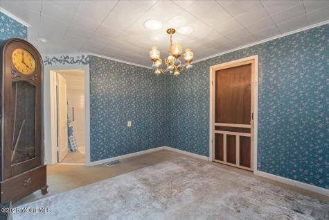 228 Red Hill Road Middletown NJ 07748