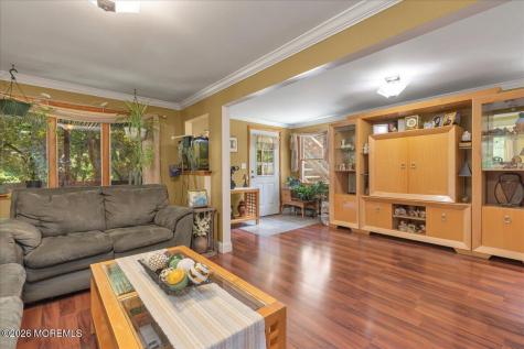 228 Red Hill Road Middletown NJ 07748