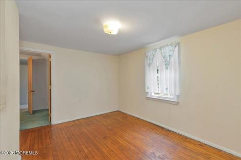 228 Red Hill Road Middletown NJ 07748
