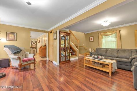 228 Red Hill Road Middletown NJ 07748