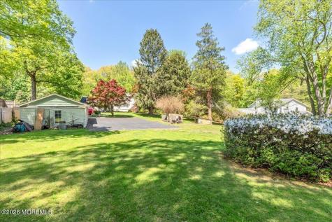 228 Red Hill Road Middletown NJ 07748
