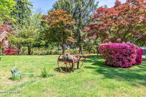 228 Red Hill Road Middletown NJ 07748