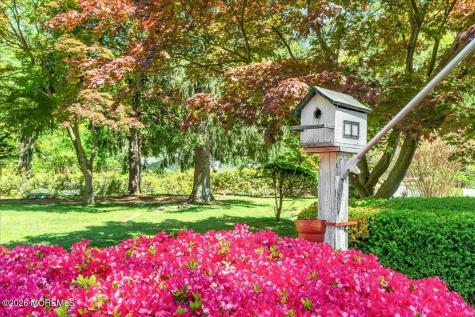 228 Red Hill Road Middletown NJ 07748