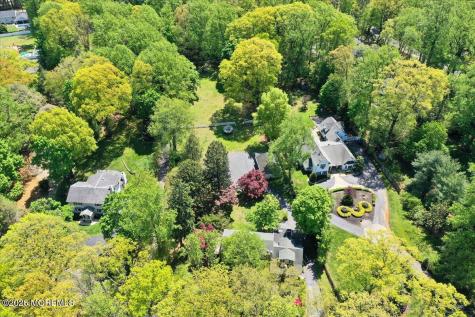 228 Red Hill Road Middletown NJ 07748