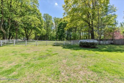 228 Red Hill Road Middletown NJ 07748