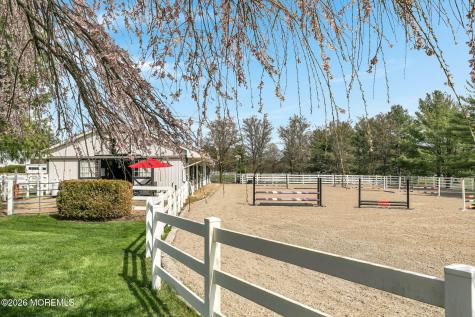 10 Paddock Lane Colts Neck NJ 07722